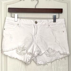Angel Kiss High Rise Lace Trim Distressed Denim Shorts Boho Festival, Sz 27